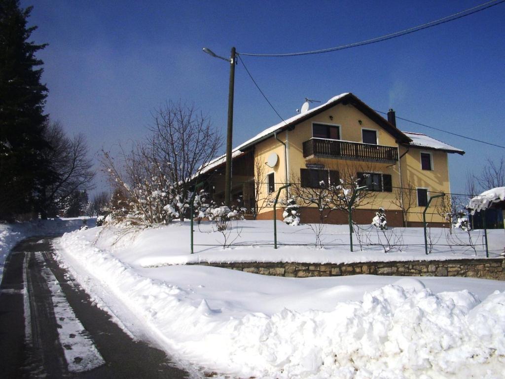House Petra Apartment ราโควิซา ภายนอก รูปภาพ